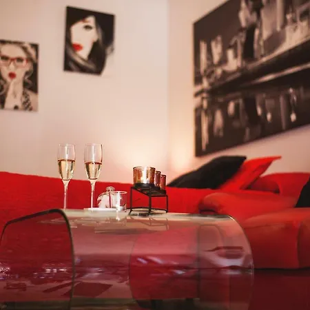Del Apartment Babilafuente